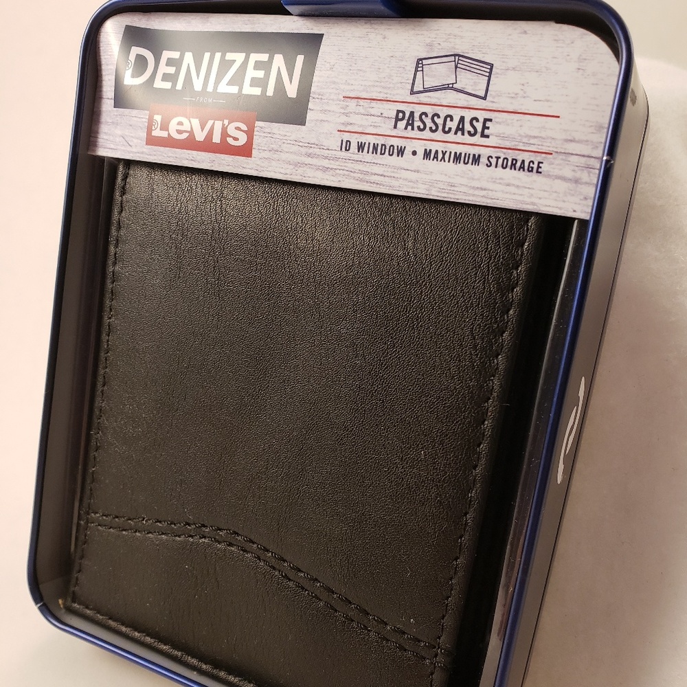 Denizen from Levi's Passcase Wallet